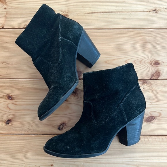 Nine West Shoes - Nine West Suede Heeled Ankle Bootie